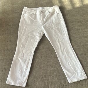 LOFT- women’s white capris - modern skinny crop
